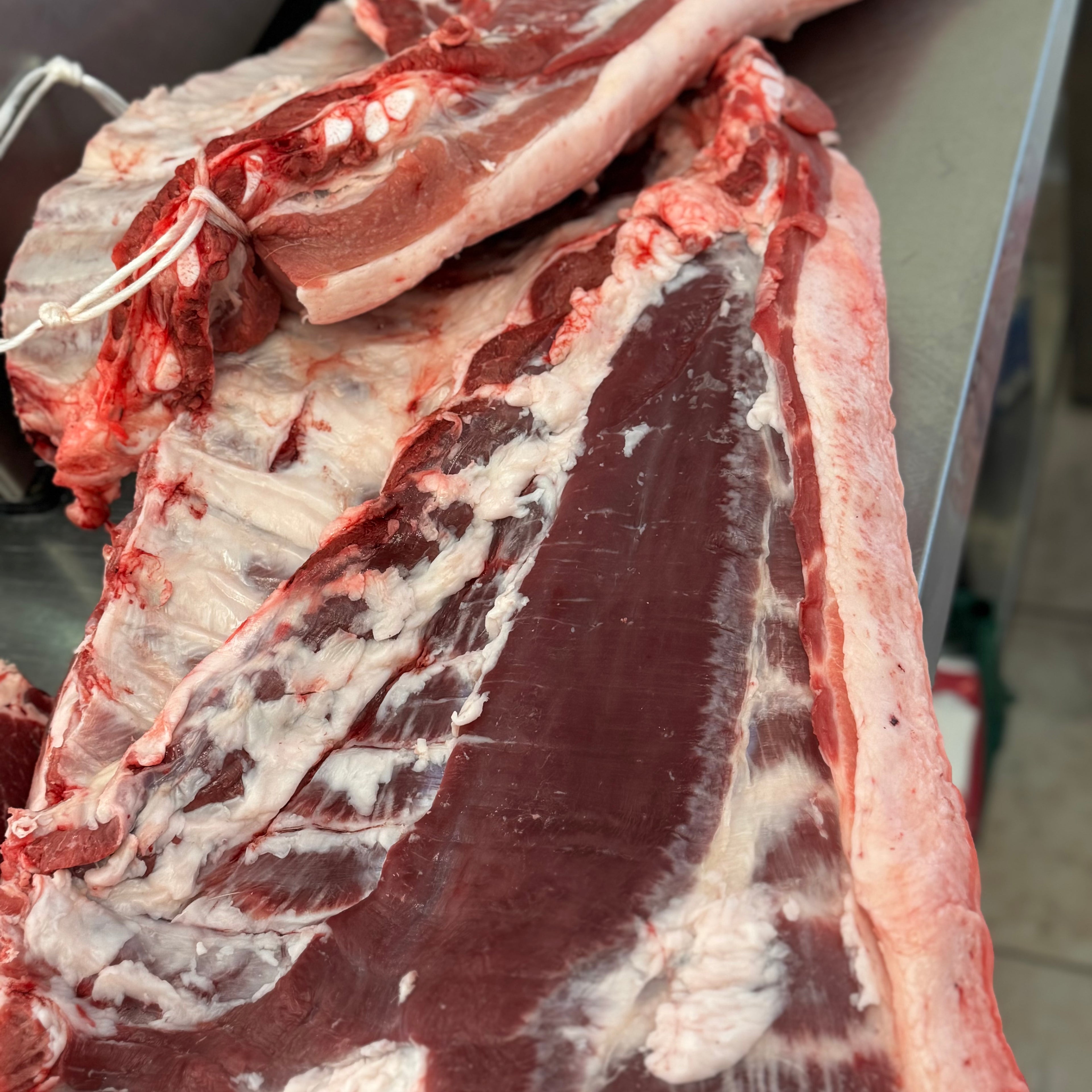 PANCETTA CON COSTINA (8,49€/KG)